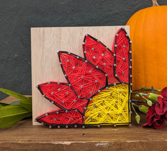 Red Daisy - DIY Rubber Band Art Kit