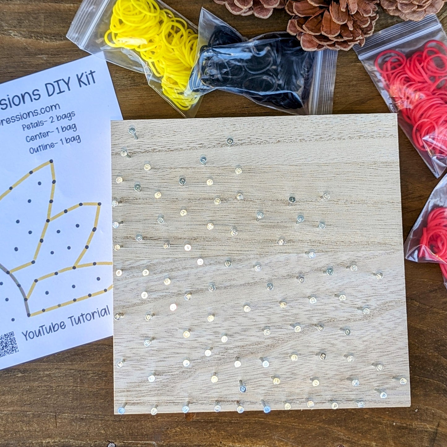 DIY Rubber Band Art Kit - Daisy